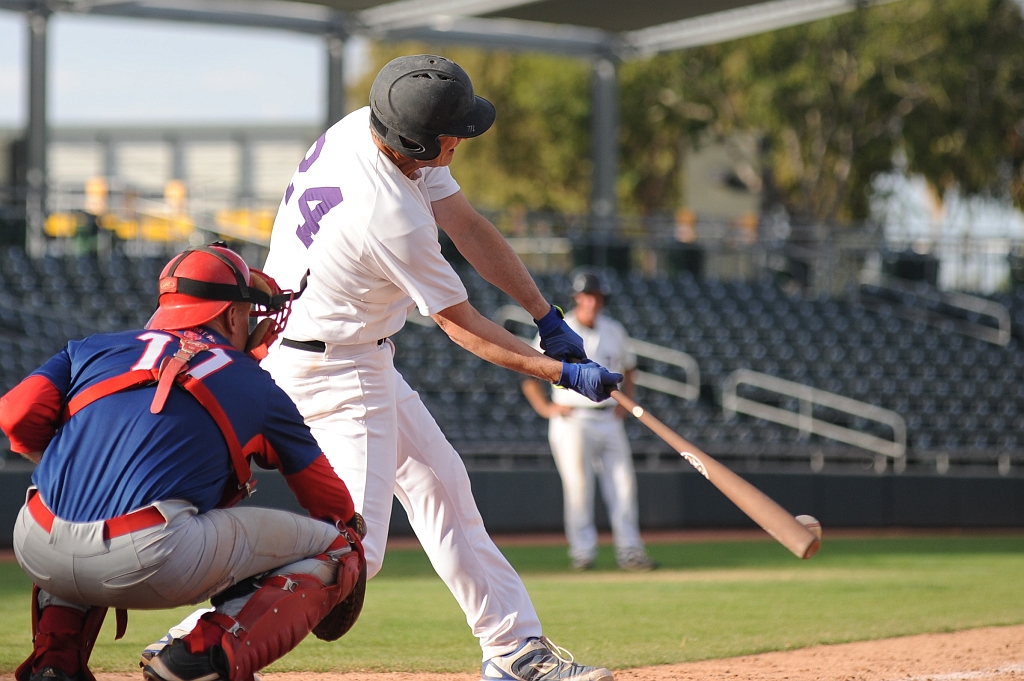 Dragons_2017-11-04 (617).JPG - (c)2010 DeVetter